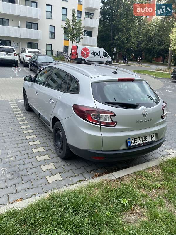 Универсал Renault Megane 2011 в Киеве