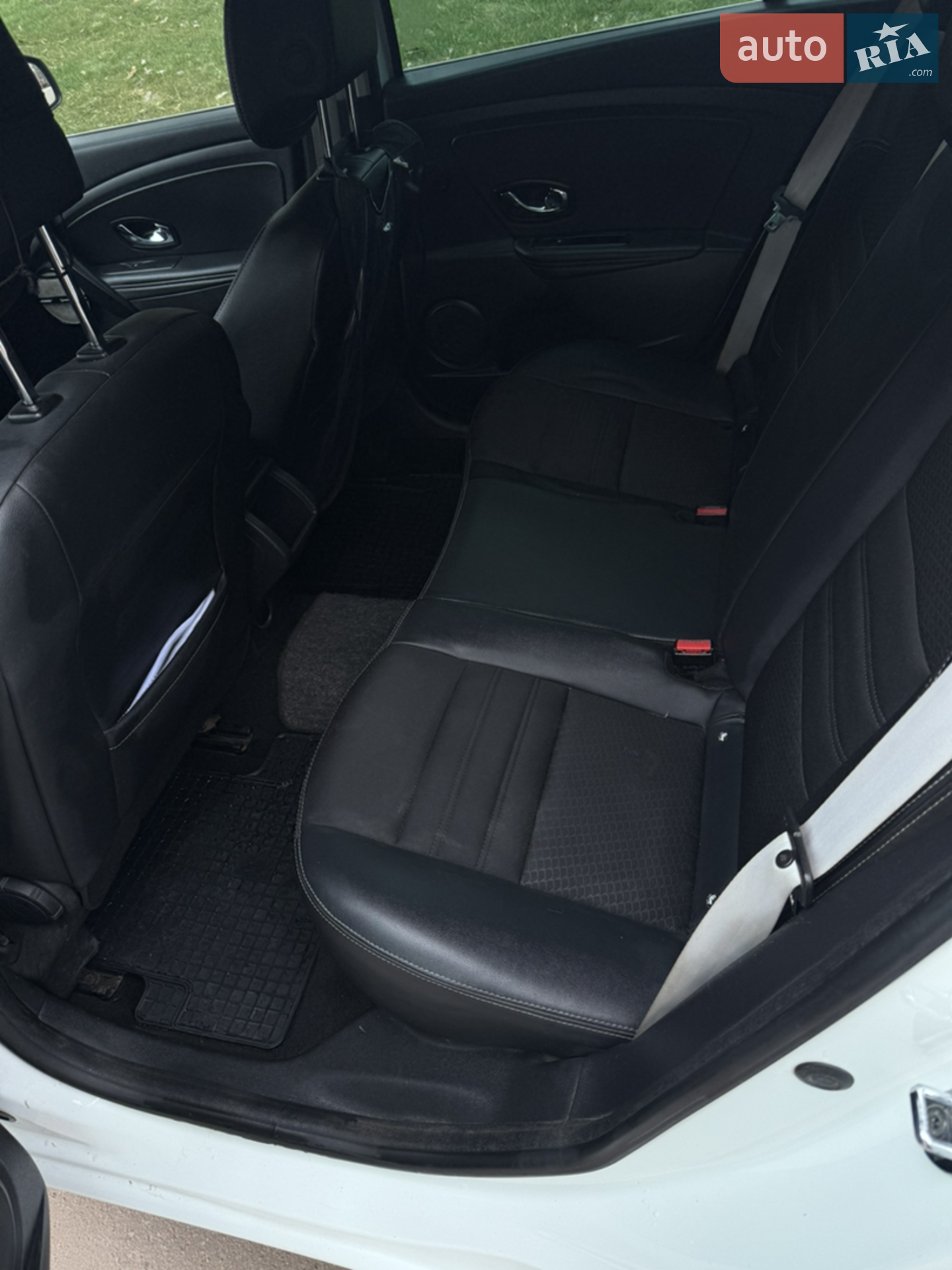 2015 Renault Megane - мініатюра 18
