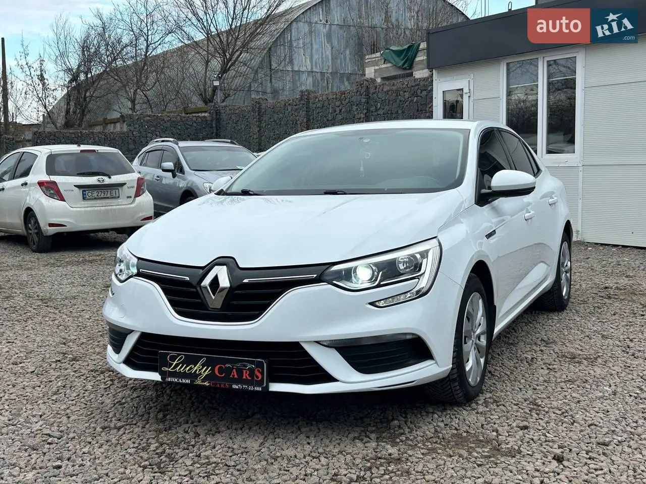 Автомобіль у відмінному технічному та візуальному стані. Повністю обслужений і не потребує вкладень. Оригінальний пробіг. Пройдено планове технічне обслуговування із заміною всіх необхідних рідин. Надійний 1,6 атмосферний двигун з відмінною динамікою та невеликою витратою палива. Додатково встановлено газобалонне обладнання та вписано до техпаспорту. Гарна комплектація. Чистий та доглянутий салон у хорошому стані з усіма необхідними опціями для комфортної їзди.
Додаткова інформація за телефоном.