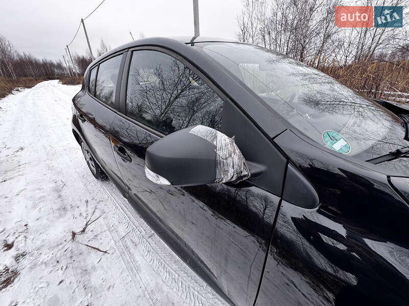 Хэтчбек Renault Megane 2012 в Киеве фото 7 Хэтчбек Renault Megane 2012 в Киеве