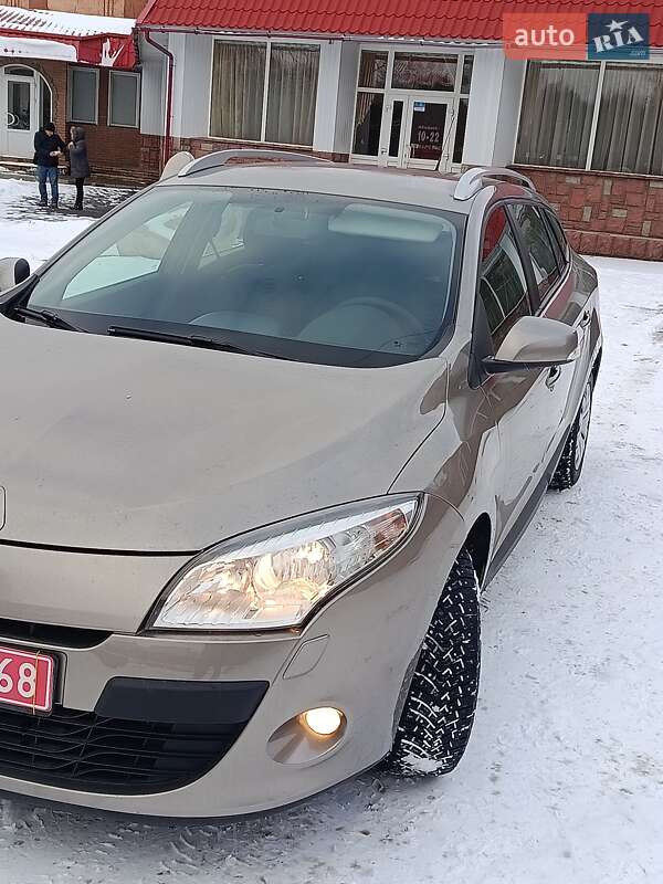 Универсал Renault Megane 2010 в Полтаве
