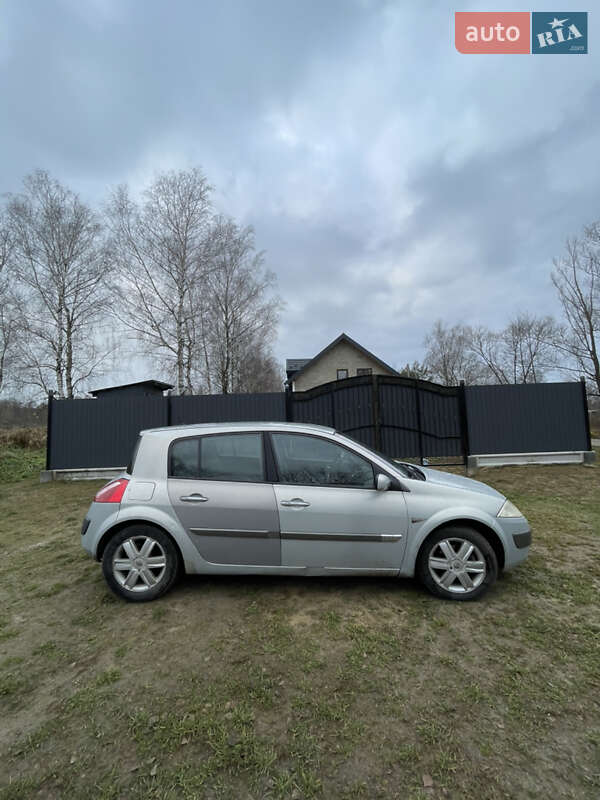 Хетчбек Renault Megane 2003 в Яворові