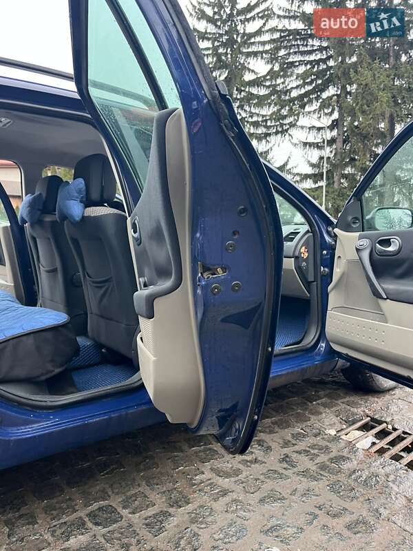 Универсал Renault Megane 2004 в Староконстантинове фото 15 Универсал Renault Megane 2004 в Староконстантинове