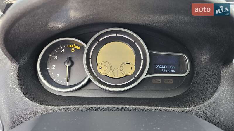 Универсал Renault Megane 2010 в Дунаевцах фото 10 Универсал Renault Megane 2010 в Дунаевцах