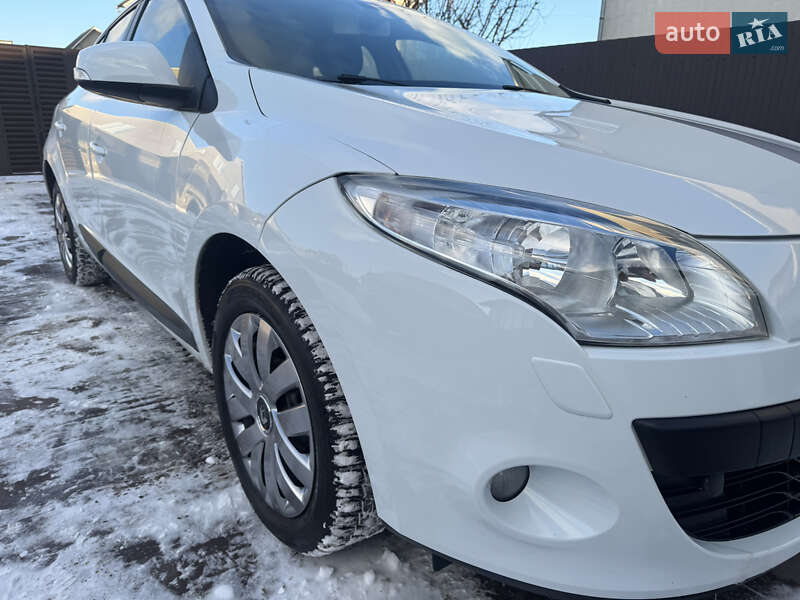 Хетчбек Renault Megane 2011 в Радивиліві фото 18 Хетчбек Renault Megane 2011 в Радивиліві