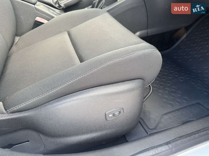 Хетчбек Renault Megane 2011 в Радивиліві фото 29 Хетчбек Renault Megane 2011 в Радивиліві