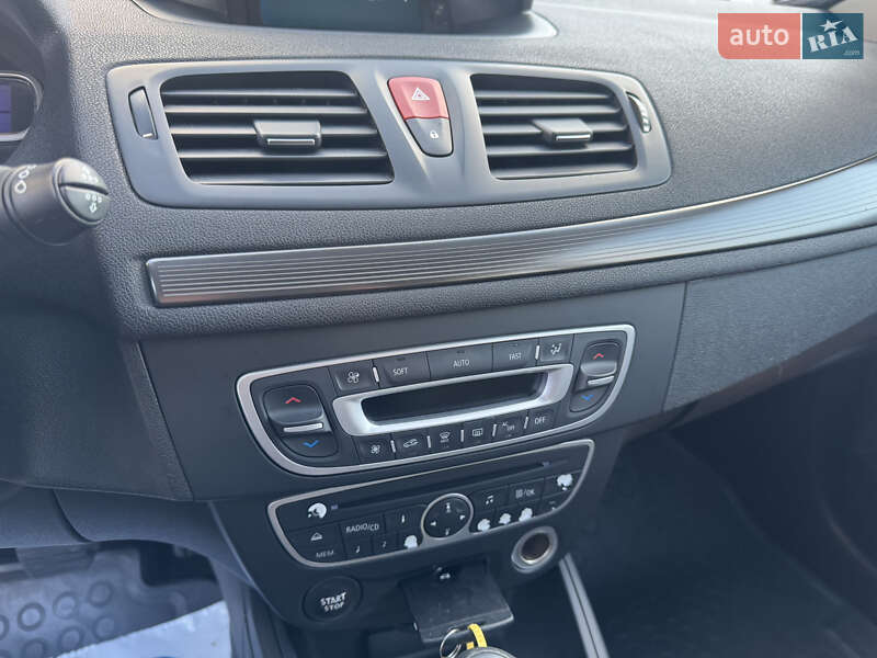 Хетчбек Renault Megane 2011 в Радивиліві фото 47 Хетчбек Renault Megane 2011 в Радивиліві