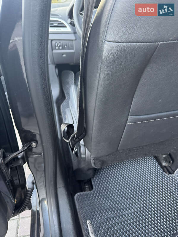 Універсал Renault Megane 2011 в Києві фото 17 Універсал Renault Megane 2011 в Києві