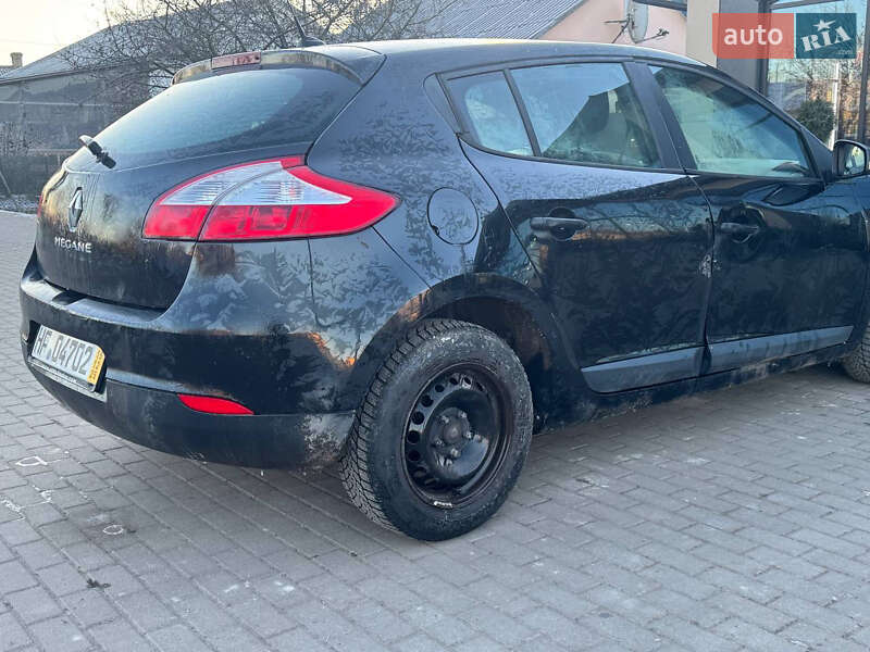 Хетчбек Renault Megane 2011 в Радивиліві фото 3 Хетчбек Renault Megane 2011 в Радивиліві