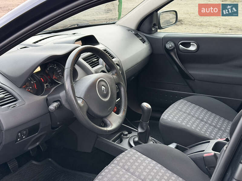 Седан Renault Megane 2009 в Камне-Каширском