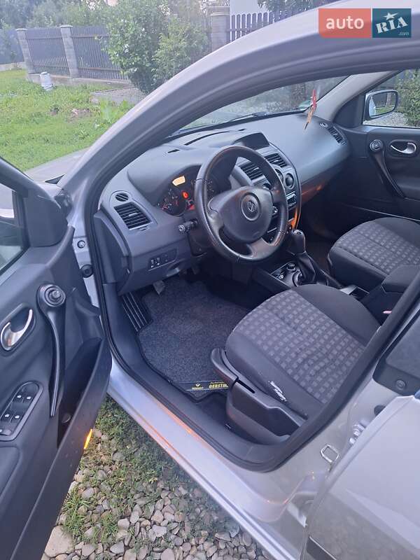 Хетчбек Renault Megane 2005 в Калуші фото 9 Хетчбек Renault Megane 2005 в Калуші