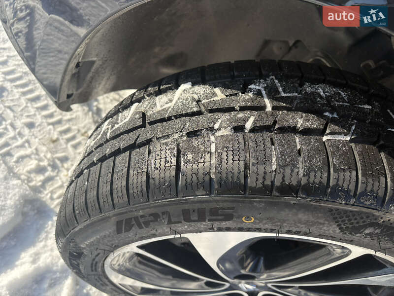 Универсал Renault Megane 2015 в Луцке