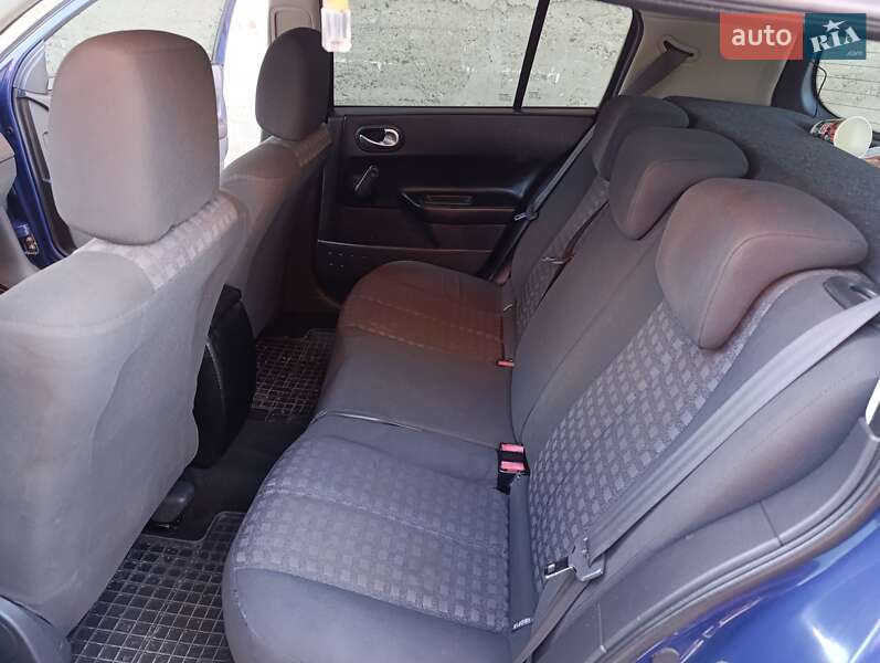 Хэтчбек Renault Megane 2006 в Львове фото 15 Хэтчбек Renault Megane 2006 в Львове