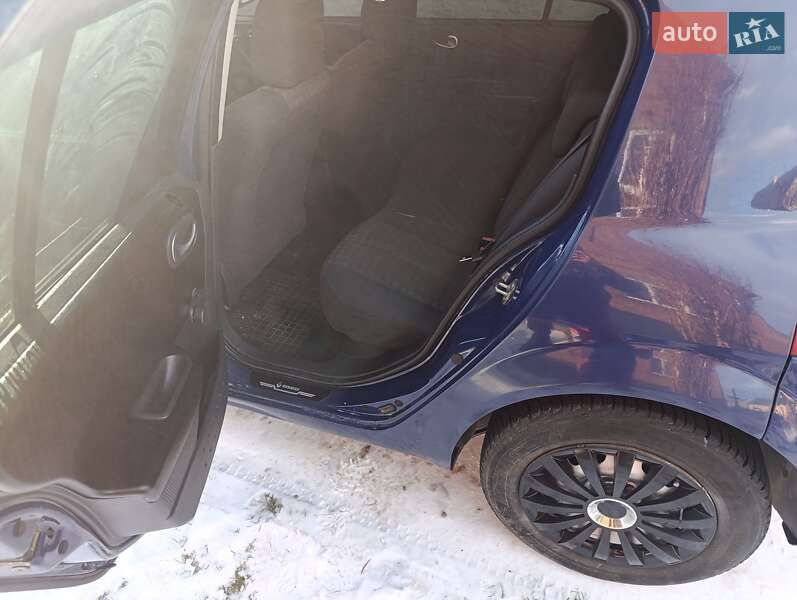 Хэтчбек Renault Megane 2006 в Львове фото 46 Хэтчбек Renault Megane 2006 в Львове