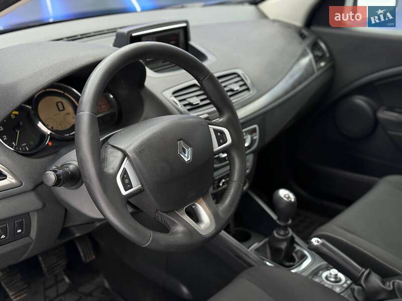 Универсал Renault Megane 2012 в Запорожье фото 8 Универсал Renault Megane 2012 в Запорожье