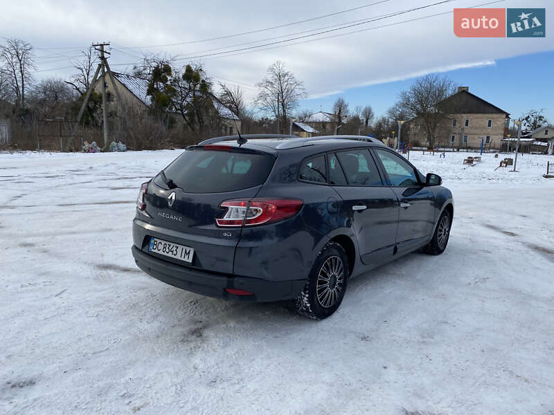Універсал Renault Megane 2010 в Львові фото 14 Універсал Renault Megane 2010 в Львові
