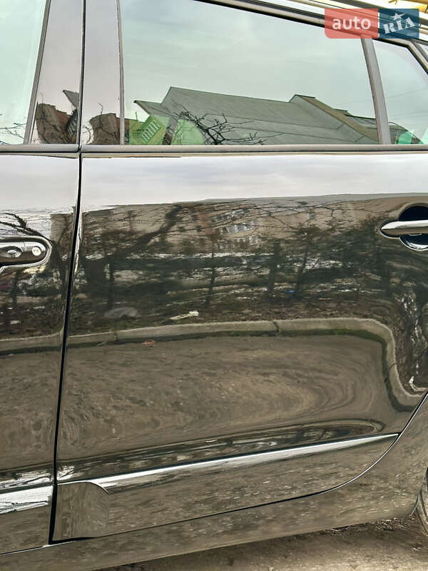 Универсал Renault Megane 2012 в Ивано-Франковске фото 92 Универсал Renault Megane 2012 в Ивано-Франковске