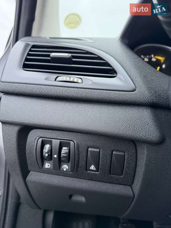 Універсал Renault Megane 2010 в Полтаві фото 25 Універсал Renault Megane 2010 в Полтаві