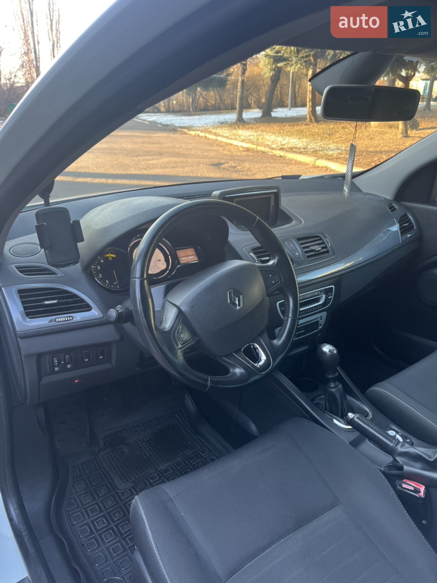 2015 Renault Megane - мініатюра 15