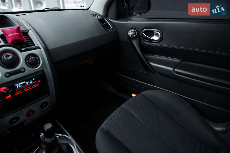 Кабріолет Renault Megane 2004 в Києві