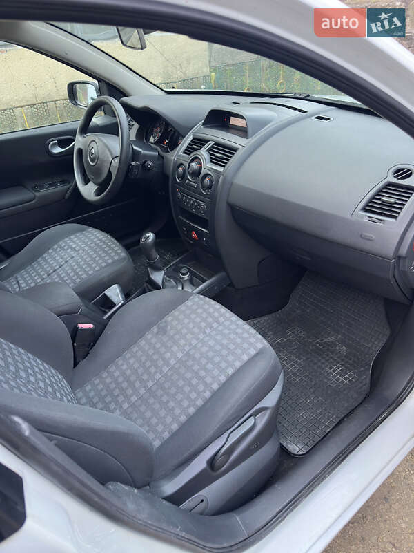 Універсал Renault Megane 2009 в Збаражі фото 18 Універсал Renault Megane 2009 в Збаражі