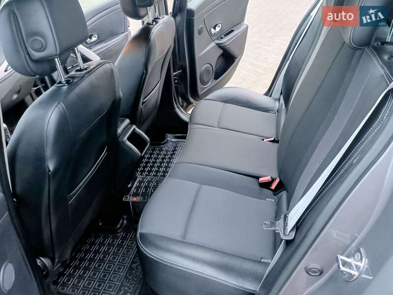 Хэтчбек Renault Megane 2012 в Дубно фото 26 Хэтчбек Renault Megane 2012 в Дубно
