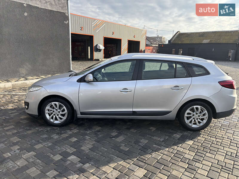 Универсал Renault Megane 2012 в Николаеве фото 3 Универсал Renault Megane 2012 в Николаеве
