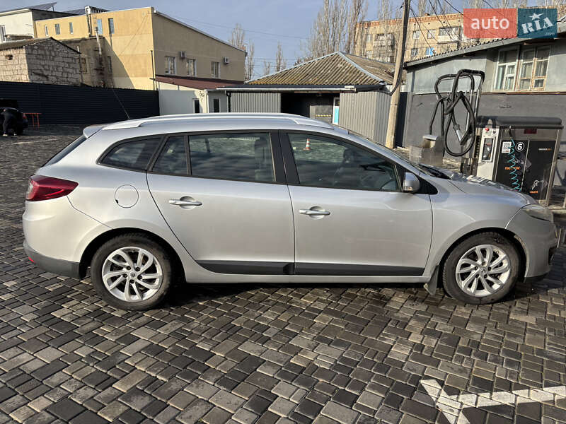 Универсал Renault Megane 2012 в Николаеве фото 7 Универсал Renault Megane 2012 в Николаеве