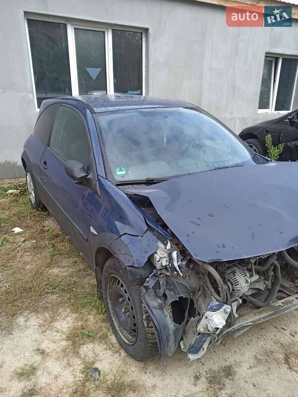 Купе Renault Megane 2005 в Иршанске
