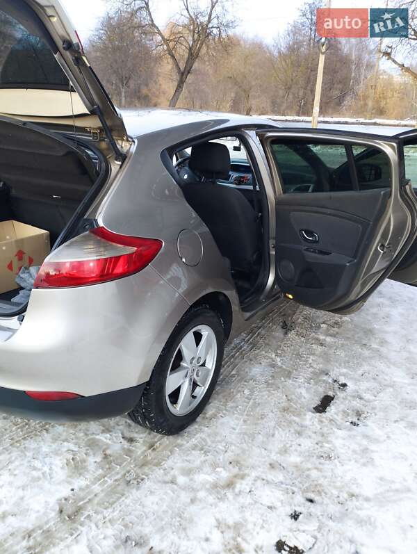 Хэтчбек Renault Megane 2010 в Хмельницком фото 10 Хэтчбек Renault Megane 2010 в Хмельницком