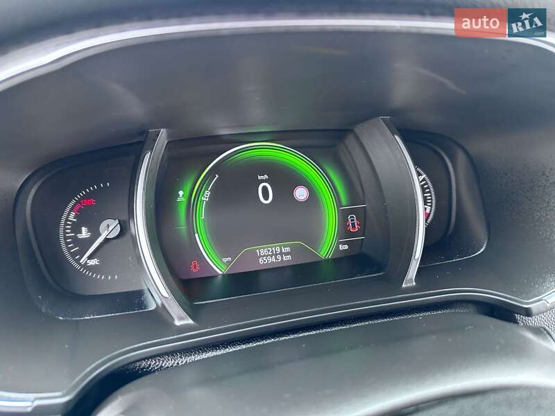 Хэтчбек Renault Megane 2017 в Львове фото 36 Хэтчбек Renault Megane 2017 в Львове