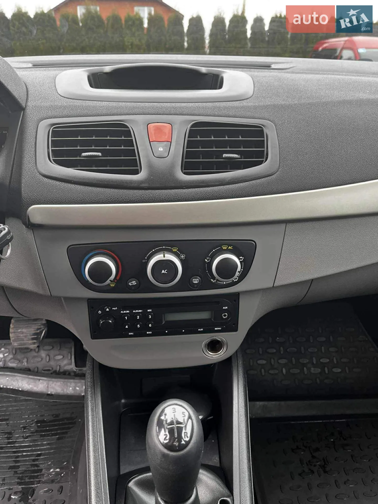 2010 Renault Megane - мініатюра 14