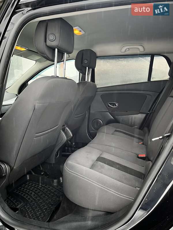 Универсал Renault Megane 2012 в Львове