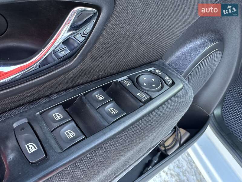 Универсал Renault Megane 2014 в Киеве