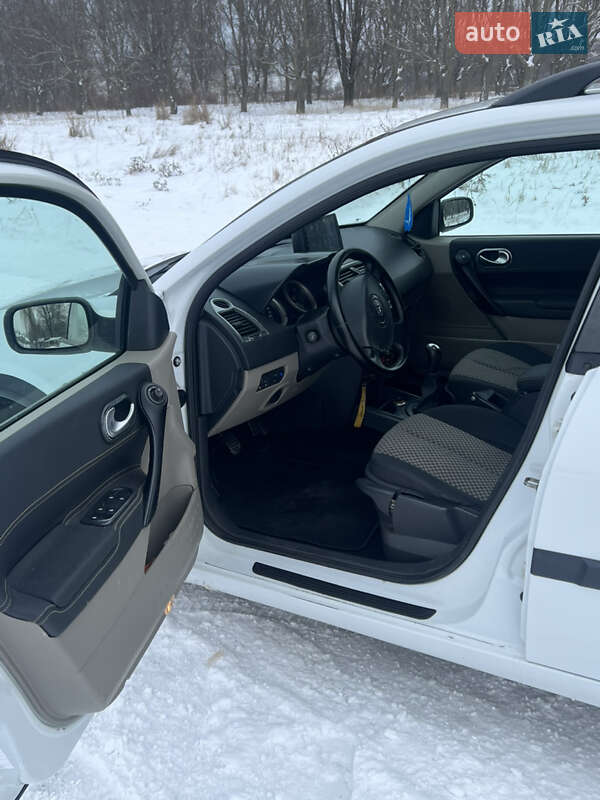 Универсал Renault Megane 2005 в Ямполе фото 10 Универсал Renault Megane 2005 в Ямполе