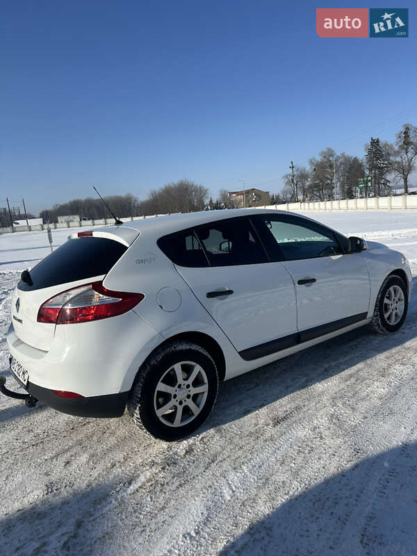 Хэтчбек Renault Megane 2011 в Крыжополе фото 10 Хэтчбек Renault Megane 2011 в Крыжополе