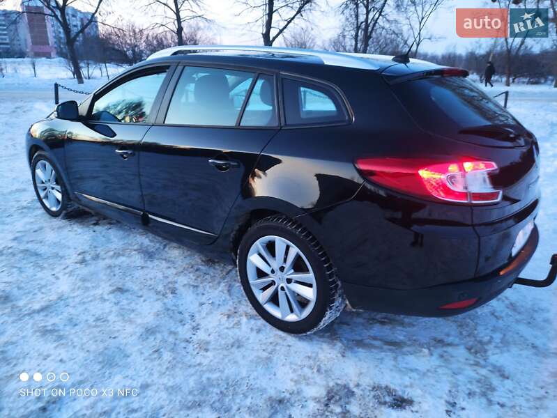 Универсал Renault Megane 2012 в Змиеве фото 15 Универсал Renault Megane 2012 в Змиеве