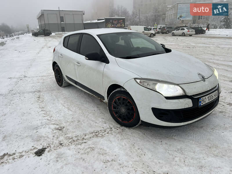 Хэтчбек Renault Megane 2013 в Тернополе фото 2 Хэтчбек Renault Megane 2013 в Тернополе