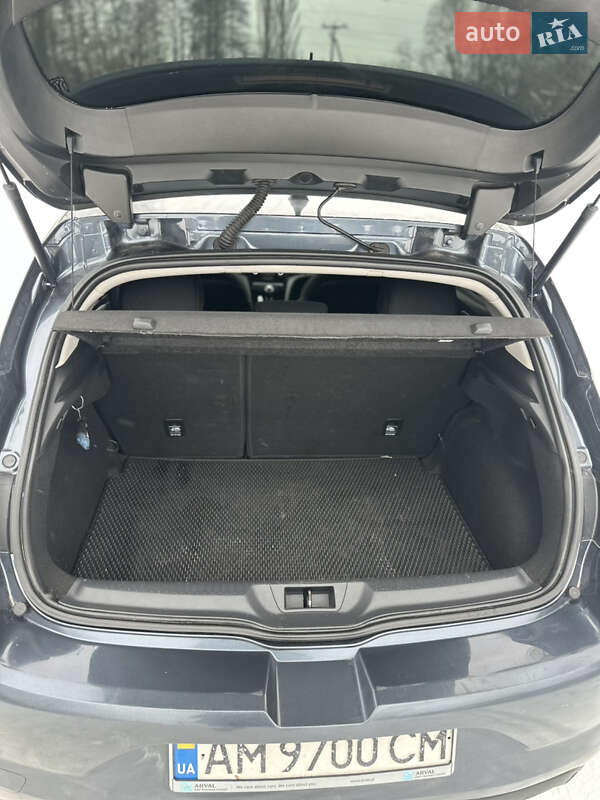 Хэтчбек Renault Megane 2016 в Житомире фото 12 Хэтчбек Renault Megane 2016 в Житомире