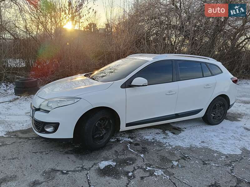 Универсал Renault Megane 2013 в Полтаве фото 19 Универсал Renault Megane 2013 в Полтаве