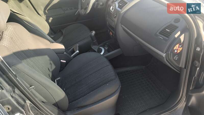 Универсал Renault Megane 2005 в Каменском