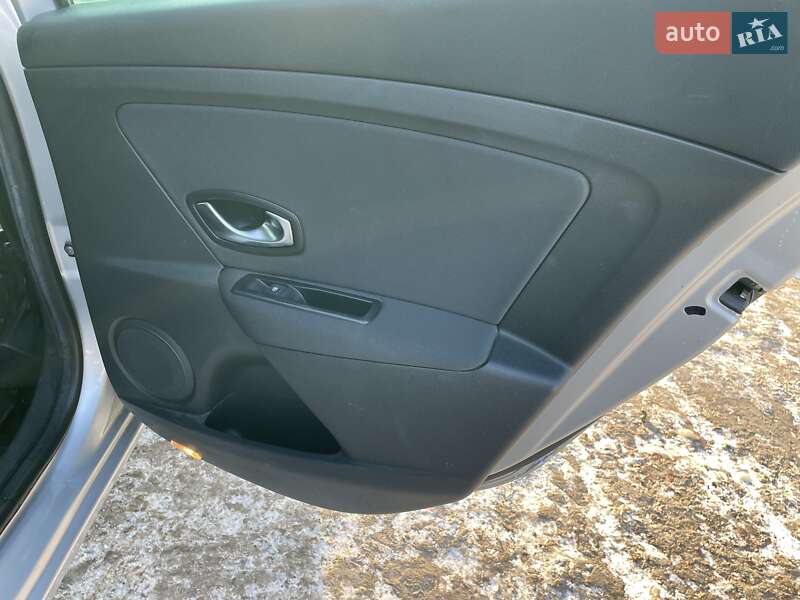 Универсал Renault Megane 2010 в Лебедине