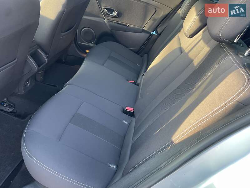 Универсал Renault Megane 2010 в Лебедине