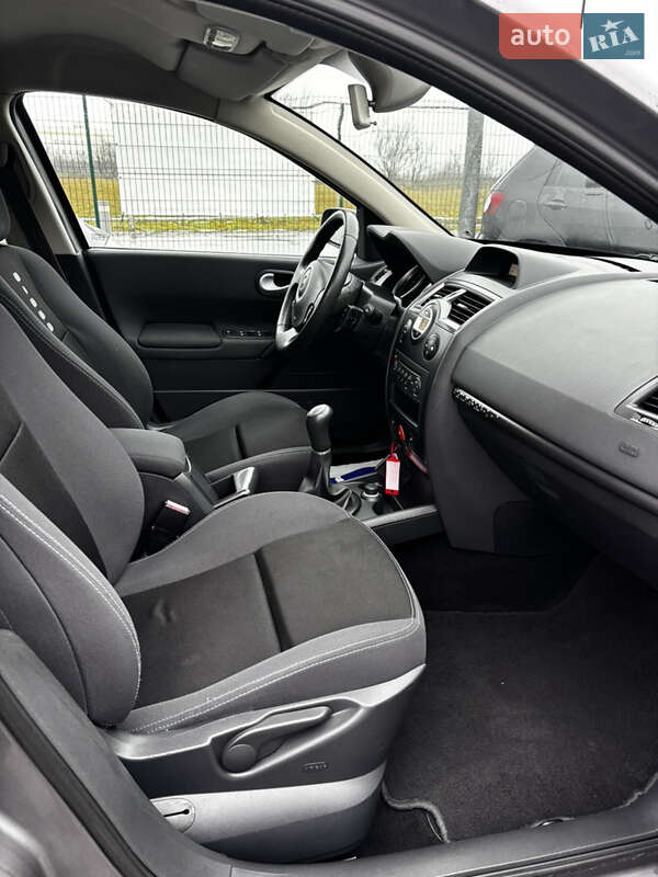 Универсал Renault Megane 2008 в Полтаве фото 13 Универсал Renault Megane 2008 в Полтаве