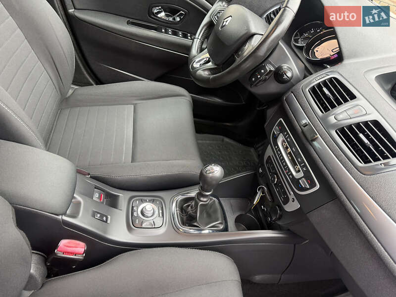 Универсал Renault Megane 2014 в Хмельницком фото 43 Универсал Renault Megane 2014 в Хмельницком