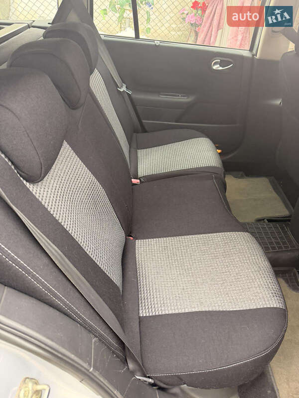 Универсал Renault Megane 2006 в Тысменице фото 13 Универсал Renault Megane 2006 в Тысменице