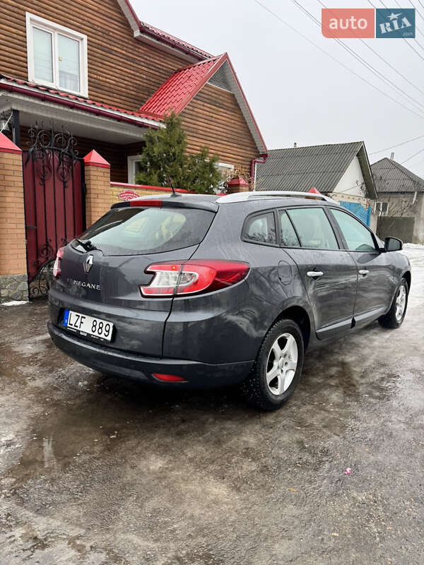 Универсал Renault Megane 2011 в Котельве