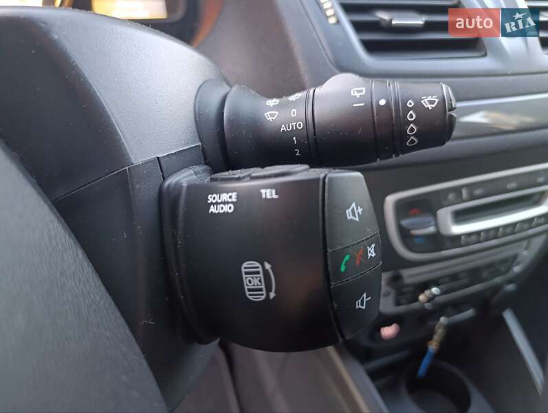 Универсал Renault Megane 2016 в Киеве фото 28 Универсал Renault Megane 2016 в Киеве