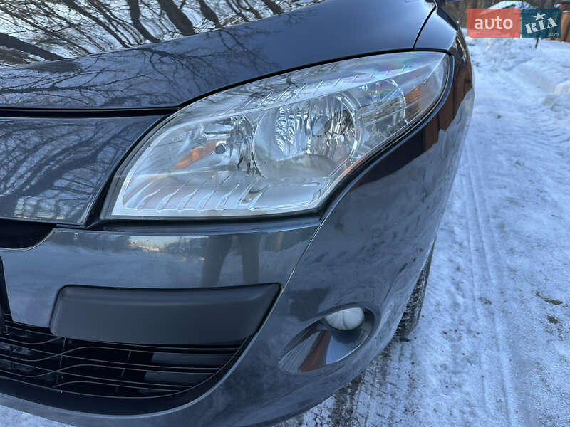 Хэтчбек Renault Megane 2009 в Луцке фото 31 Хэтчбек Renault Megane 2009 в Луцке
