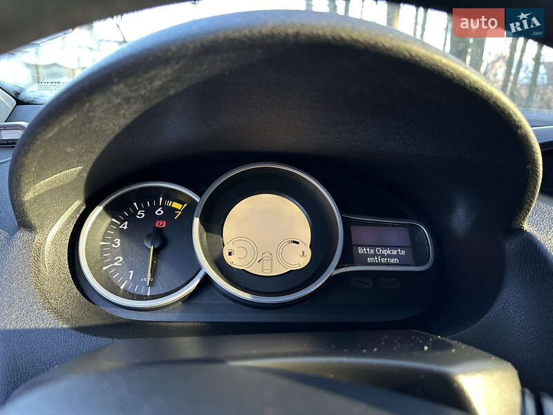 Хэтчбек Renault Megane 2009 в Луцке фото 39 Хэтчбек Renault Megane 2009 в Луцке